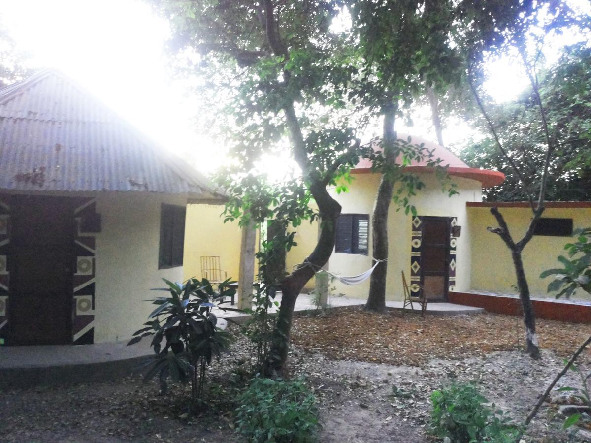 Bendula Bed & Breakfast Tujereng ภายนอก รูปภาพ