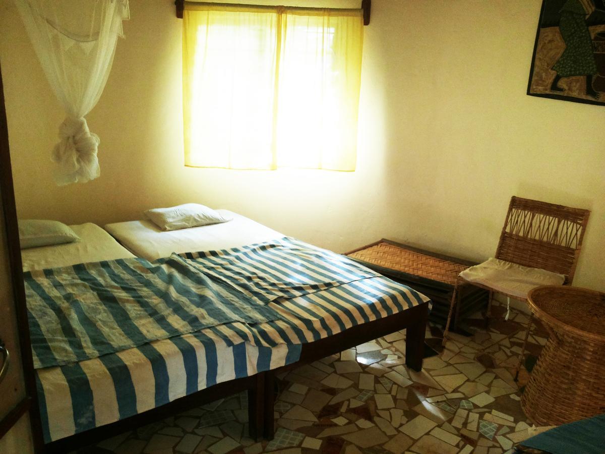 Bendula Bed & Breakfast Tujereng ภายนอก รูปภาพ